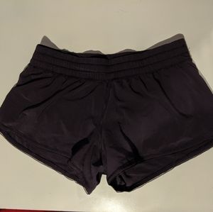 Deep plum 🍋Lulu lemon running shorts